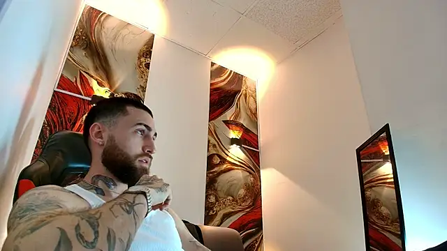 Luke davis01 online show from 21, 4, 2026