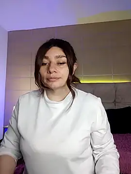  michonne  online show from 14, 11, 2025