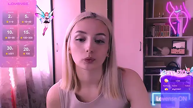 Snapshot of beauty_blonde chatting on 5, 3, 2025 beauty blonde online show from 5, 3, 2025