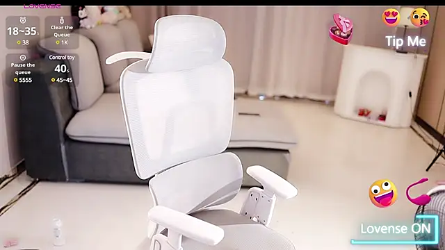 Snapshot of Moonccoi chatting on 14, 3, 2025 Moonccoi online show from 14, 3, 2025