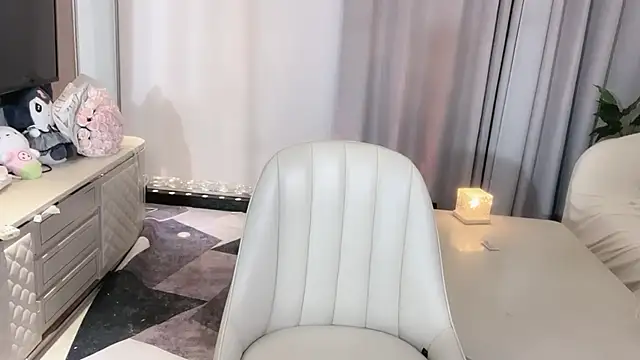 Snapshot of Moonccoi chatting on 24, 11, 2025 Moonccoi online show from 24, 11, 2025