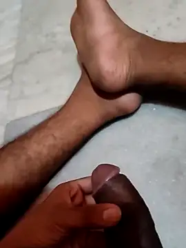 Snapshot of Yashkumar_0697 chatting on 13, 11, 2025 Yashkumar 0697 online show from 13, 11, 2025