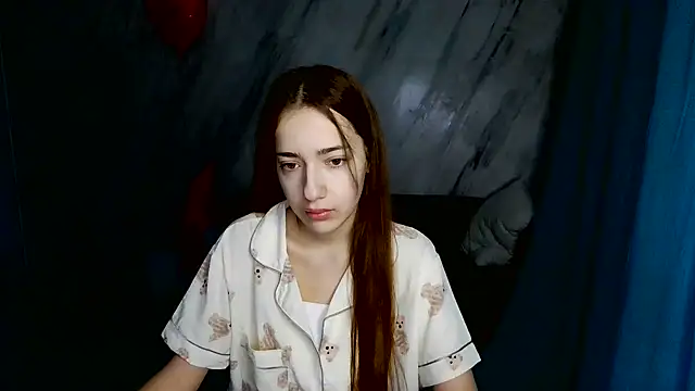 ariana helss online show from 2, 3, 2025