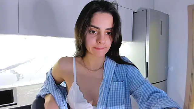 EmiliaZen online show from 7, 3, 2025