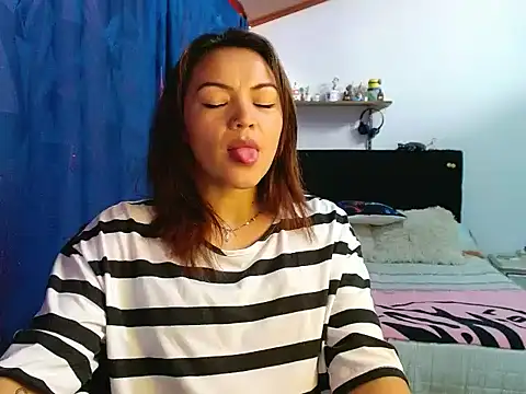 PenelopeMist online show from 12, 3, 2025