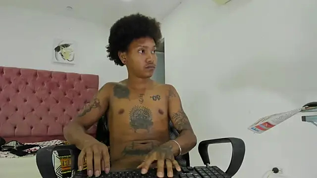 Snapshot of blackdirty420 chatting on 15, 2, 2025 blackdirty420 online show from 15, 2, 2025