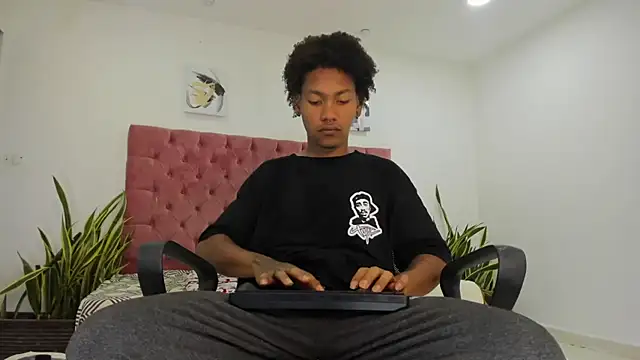 Snapshot of blackdirty420 chatting on 1, 3, 2025 blackdirty420 online show from 1, 3, 2025