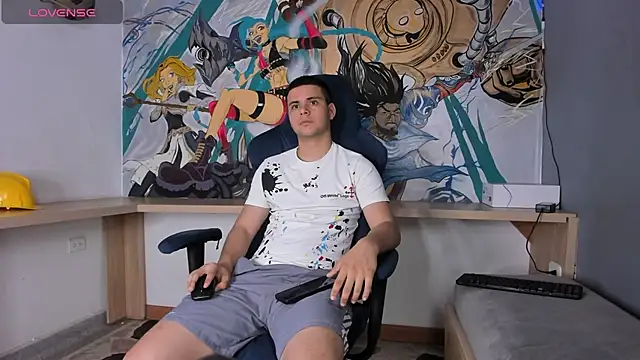 Sebastian Phoenix online show from 4, 3, 2025