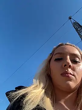 hotamanda01 online show from 6, 3, 2026