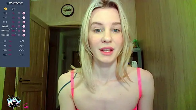 Caramel piegirl online show from 12, 2, 2025