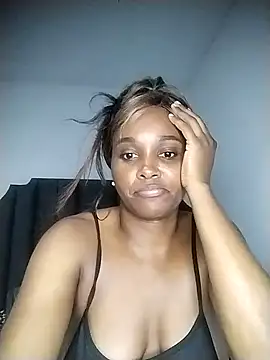 Snapshot of moree_Queen chatting on 16, 2, 2025 moree Queen online show from 16, 2, 2025