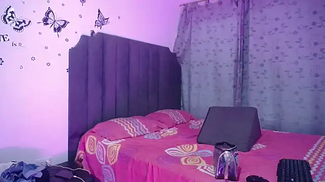 Snapshot of moree_Queen chatting on 14, 3, 2025 moree Queen online show from 14, 3, 2025