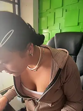 Dulce  Boyd online show from 13, 4, 2026