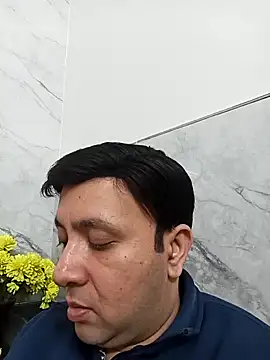 innocentboy1987 online show from 14, 2, 2025