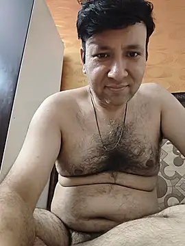 Snapshot of innocentboy1987 chatting on 9, 7, 2026 innocentboy1987 online show from 9, 7, 2026