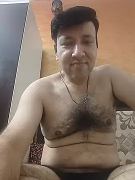 Snapshot of innocentboy1987 chatting on 10, 7, 2026 innocentboy1987 online show from 10, 7, 2026