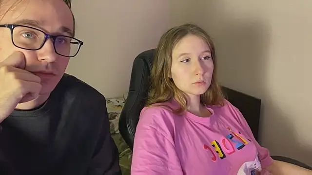 Sabrinaanddaniel online show from 15, 11, 2025