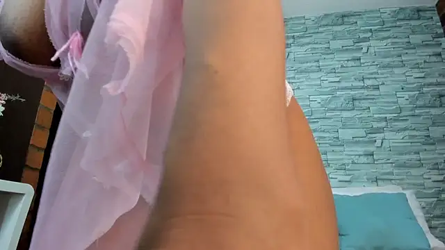 nicollesofia2 online show from 9, 2, 2025