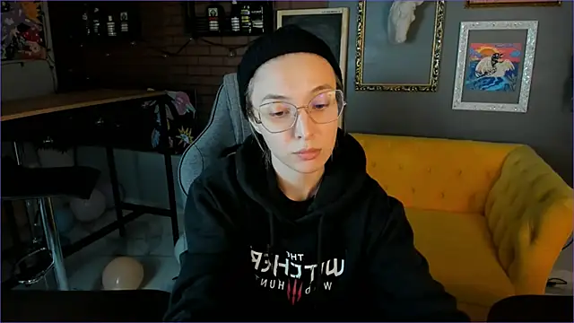 PhilippaAdamas online show from 18, 9, 2025