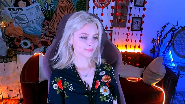 LeonaStane online show from 21, 2, 2025