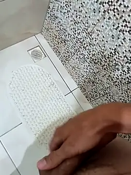 Snapshot of garoto-pirocudo chatting on 9, 3, 2025 garoto-pirocudo online show from 9, 3, 2025