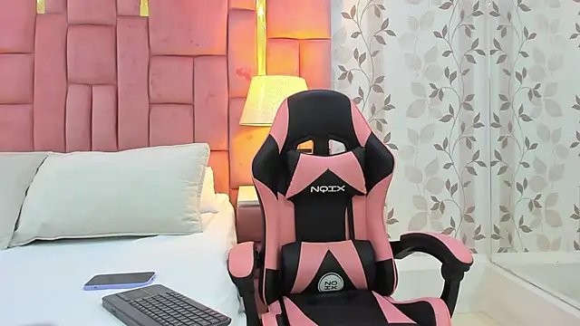 ArianaFranco online show from 4, 3, 2025