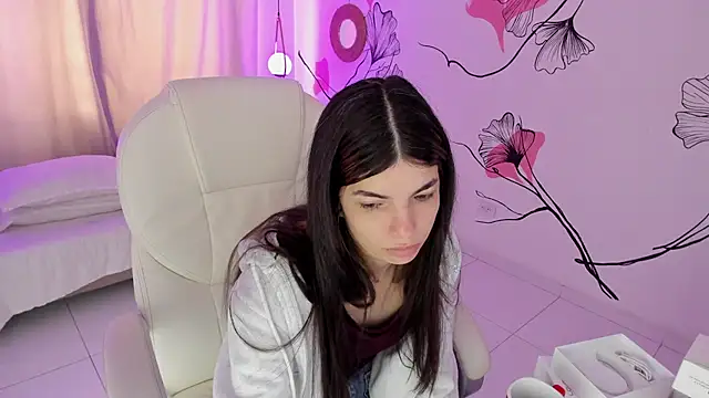 Isabela Fiorelli online show from 13, 1, 2026