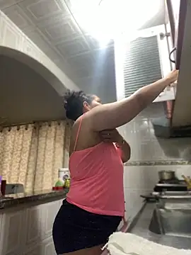 Carola-Ross online show from 18, 4, 2026