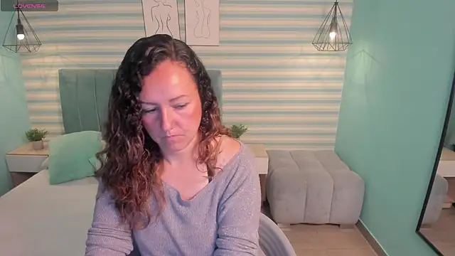 abby apple online show from 13, 3, 2025