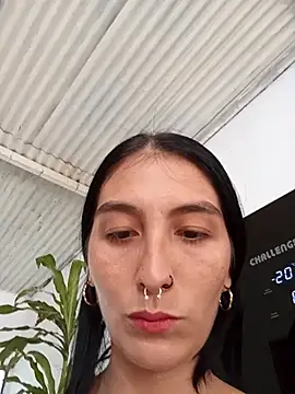 single mother indecent online show from 26, 9, 2025