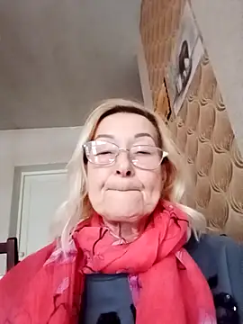 SophiaSky6037 online show from 1, 3, 2025