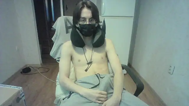 that handsome boy online show from 18, 2, 2025