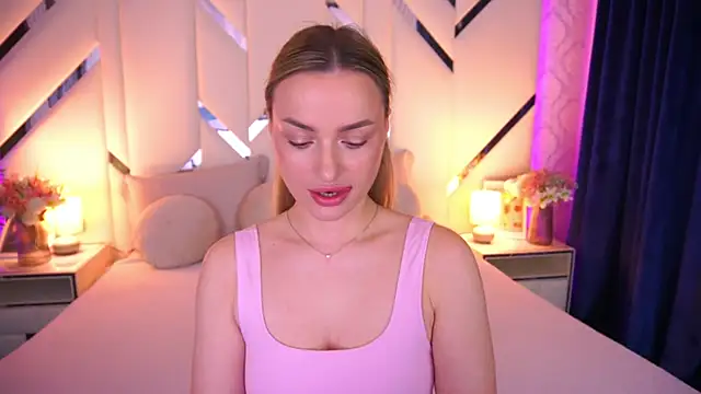 LindsieGreyy online show from 18, 5, 2026