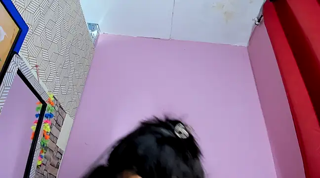 camilagreeco online show from 1, 3, 2025