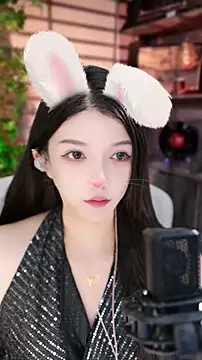 vv-77 online show from 15, 10, 2025