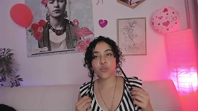 Dhalila  online show from 19, 2, 2025