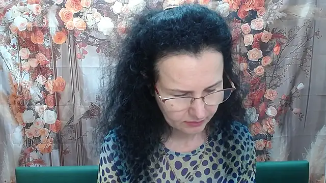 Miroslava Happi online show from 4, 7, 2026