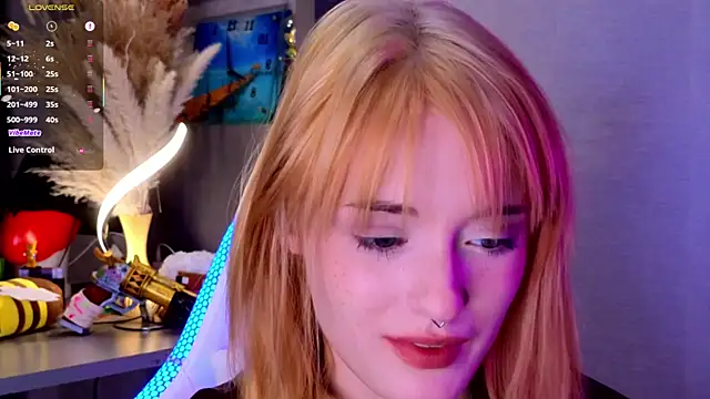 Hisoka akerley online show from 14, 9, 2025