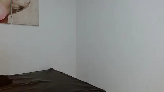 Selena fox7 online show from 5, 3, 2025