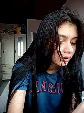 CHLOE ISABELL online show from 8, 1, 2026