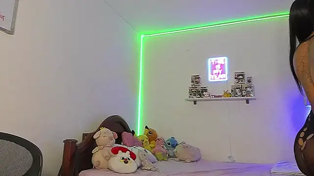 Snapshot of Annaa_Brooks chatting on 5, 4, 2026 Annaa Brooks online show from 5, 4, 2026
