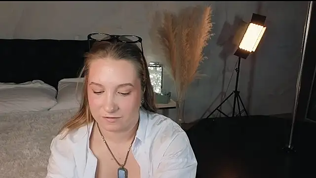 Saint Vicious online show from 9, 10, 2025