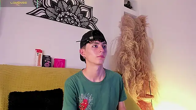 Snapshot of MaikyCooper chatting on 30, 9, 2025 MaikyCooper online show from 30, 9, 2025