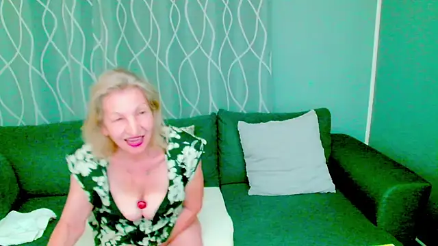 adeleadison online show from 24, 9, 2025