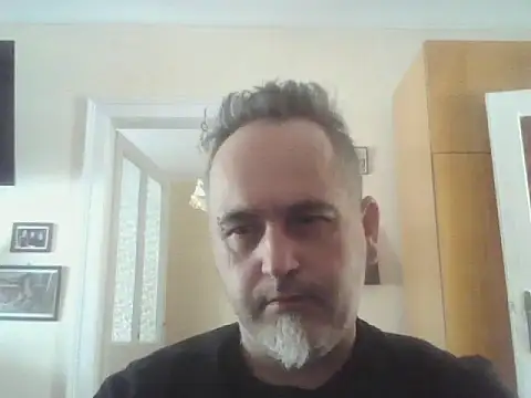 Szolga10 online show from 5, 4, 2026