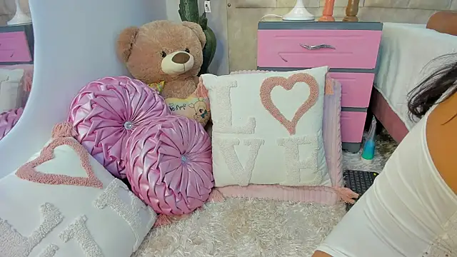 BrithanyParker  online show from 17, 3, 2026