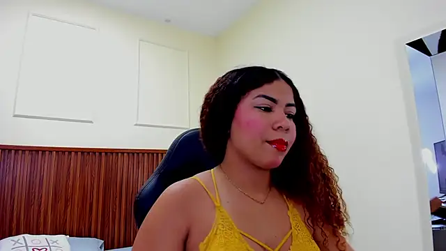 MELINAMARTINS online show from 20, 3, 2025