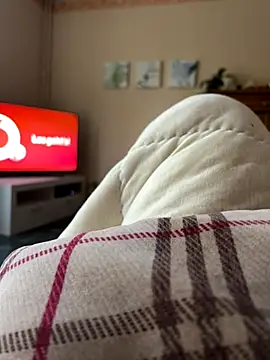 Snapshot of key18cm chatting on 9, 11, 2025 key18cm online show from 9, 11, 2025