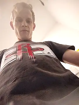 Snapshot of Kamilll94@xh chatting on 25, 11, 2025 Kamilll94xh online show from 25, 11, 2025