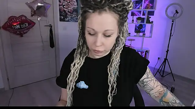 HoneySallyMoore online show from 10, 10, 2025